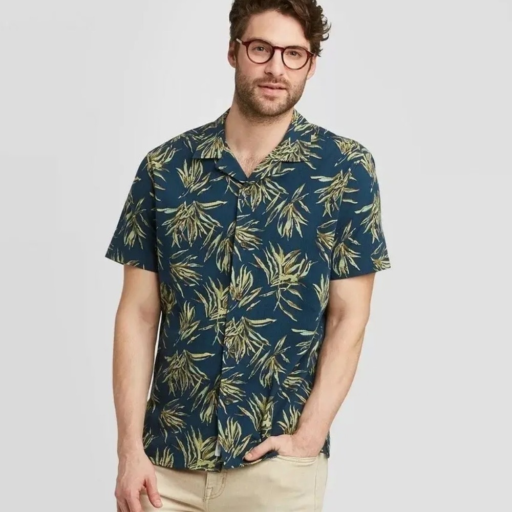 Goodfellow | Navy Blue/Green | Tropical Palm button down | 💯 cotton | size M